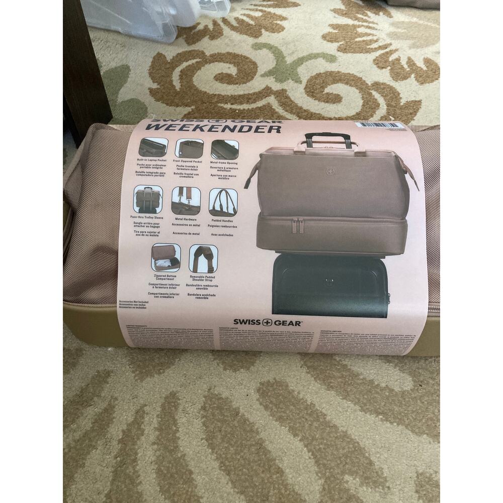 New SWISSGEAR Weekender Tote Carry On Lightweight Bag Zippered Beige Cream